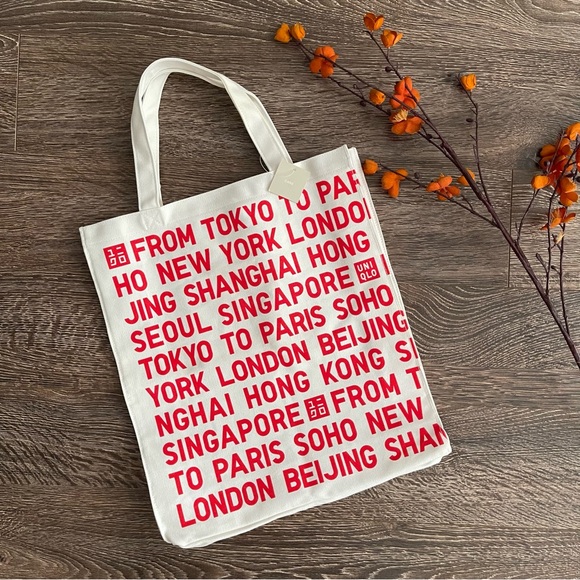 NWT⚜️ Uniqlo Cities Canvas Tote - Picture 1 of 6